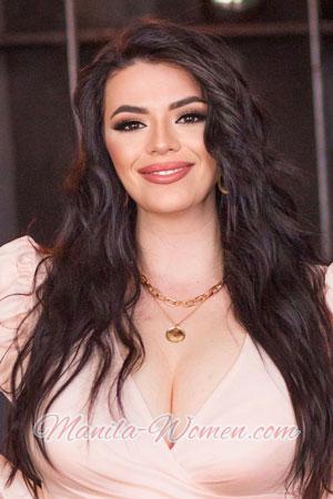 214104 - Larysa Age: 27 - Ukraine