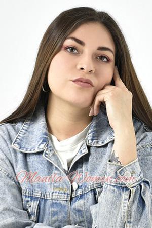 226013 - Laura Age: 29 - Colombia