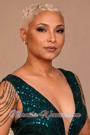 227590 - Beatriz Age: 39 - Colombia