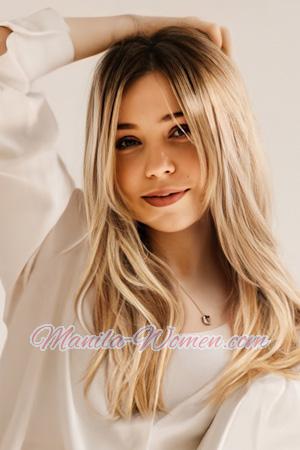 228186 - Kseniia Age: 24 - Ukraine