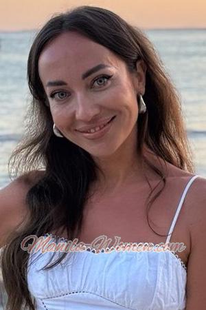 228606 - Viktoriia Age: 39 - Ukraine